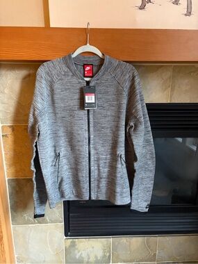 Nike Tech PackGray Heather Full-Zip Jacket